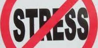 Een rode cirkel en streep om en door het woord STRESS