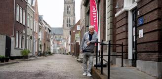 Foto van meneer de Bie bij het Bommels Gasthuis