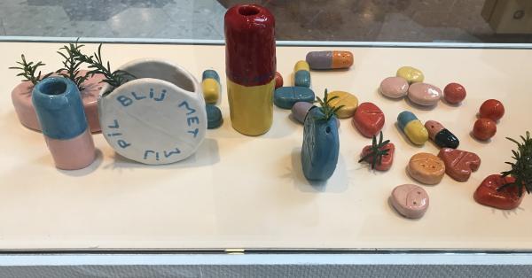 kunst expo kunst als medicijn pillen