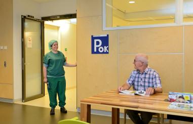 Patiënt is aan de beurt op de Poliklinische Operatiekamer