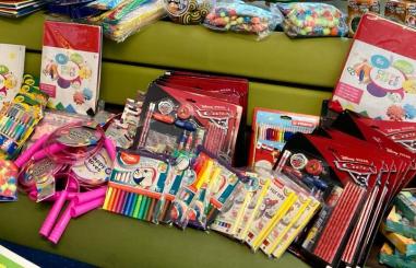 Vriendenactie - cadeaus PI Vught voor kinderafdeling 